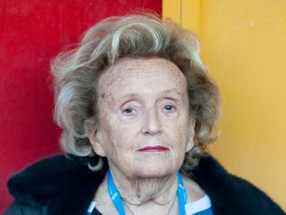 Exclusif - Prix spécial - Bernadette Chirac - Match de football caritatif organisé par le Variétés Club de France au profit de l’association + de Vie présidée par Bernadette Chirac et de l’association Urma présidée par Laurent Blanc au stade Jean-Paul David à Mantes-la-Jolie le 11 octobre 2016. C’est la première sortie officielle de Bernadette Chirac depuis l’hospitalisation de son mari Jacques Chirac et de sa propre hospitalisation. Pierre Perusseau Bestimage (no web - No Blog pour suisse et Belgique) Paris France Copyright: xPierrexPerusseaux xBestimagexPierrexPerusseaux xBestimagex