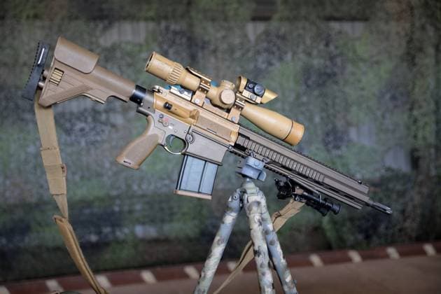 Ein Designated Marksman Rifle (DMR) der Bundeswehr vom Typ Heckler & Koch G28 mit Zielfernrohr. Ein Designated Marksman Rifle (DMR) der Bundeswehr vom Typ Heckler & Koch G28 mit Zielfernrohr. Donaueschingen Baden-Württemberg Deutschland