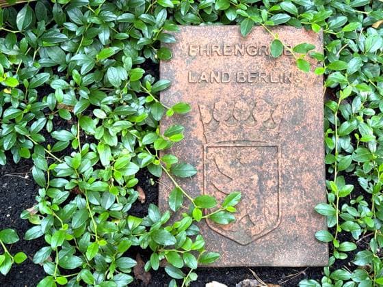Ehrengrab Land Berlin Friedhof Copyright: xmix1x