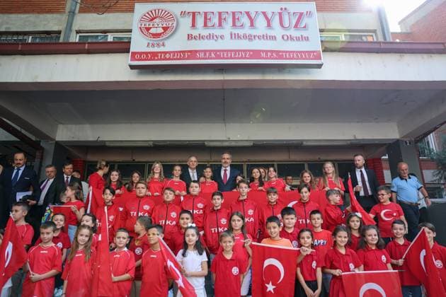 Turkish Foreign Minister Hakan Fidan in North Macedonia SKOPJE, NORTH MACEDONIA - SEPTEMBER 05: Turkish Foreign Minister Hakan Fidan visits Tefeyyuz Elementary School, a century-old Turkish educational institution during his official visit in Skopje, North Macedonia on September 05, 2024. Macedonia World. Editorial use only. Please get in touch for any other usage.  Copyright: x2025xAnadoluxArdaxKücükkayax