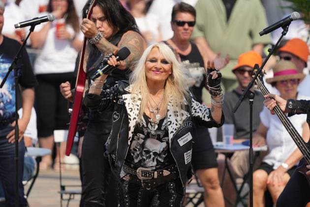ZDF-Fernsehgarten 2025. Doro Pesch im ZDF Fernsehgarten - Motto Miami Vibes am 17.08.2025 in Mainz. Mainz ZDF Fernsehgarten Rheinland-Pfalz