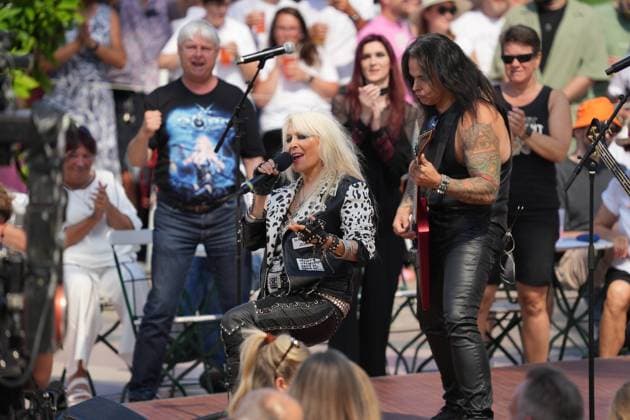 ZDF-Fernsehgarten 2025. Doro Pesch im ZDF Fernsehgarten - Motto Miami Vibes am 17.08.2025 in Mainz. Mainz ZDF Fernsehgarten Rheinland-Pfalz