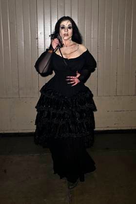 Cosplayer auf der Midsummer Scream - Halloween & Horror Convention im Long Beach Convention Center. Long Beach, 17.08.2025