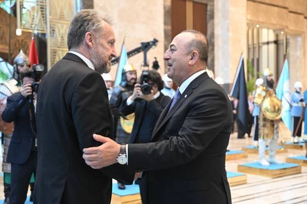Bosnian Chairman of the Presidency Bakir Izetbegovic arrives in Ankara to attend inauguration ceremony of Turkish President Erdogan ANKARA, TURKIYE - JUNE 03: Turkish Foreign Minister Mevlut Cavusoglu (R) receives Bosnian Chairman of the Presidency Bakir Izetbegovic (L) as Izetbegovic arrives to attend inauguration ceremony of the Turkish President Recep Tayyip Erdogan in Ankara, Turkiye on June 03, 2023. Ankara Turkey. Editorial use only. Please get in touch for any other usage.  Copyright: x2025xAnadoluxMustafaxÃ‡iftcix