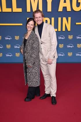 Nadja Jo Klapper und Johannes Heinrichs bei der Call my Agent Berlin Serien Premiere (Disney+) am 8.09.2025 in Berlin Call My Agent Berlin Serienpremiere in Berlin