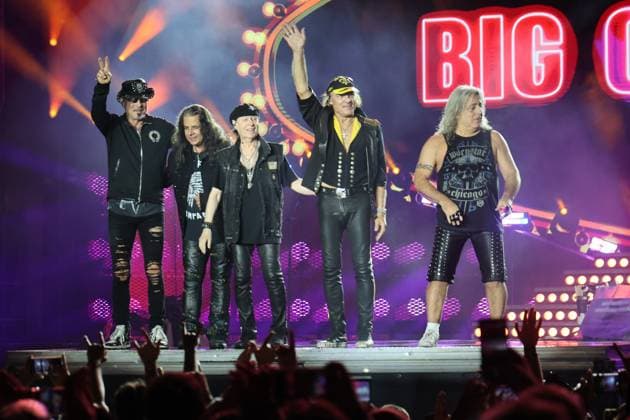 Bilder des Jahres 2025, Entertainment 09 September Bukarest ROM, Scorpions, Coming-Home-Live-Tour, Bukarest, 11.09.2025 ROM, Rudolf Schenker, Pawel Maciwoda, Klaus Meine,Matthias Jabs, Mikkey Dee, Scorpions, Coming-Home-Live-Tour, Bukarest, 11.09.2025, Copyright: xEibner-Pressefoto JoergxNiebergax EP_JNL