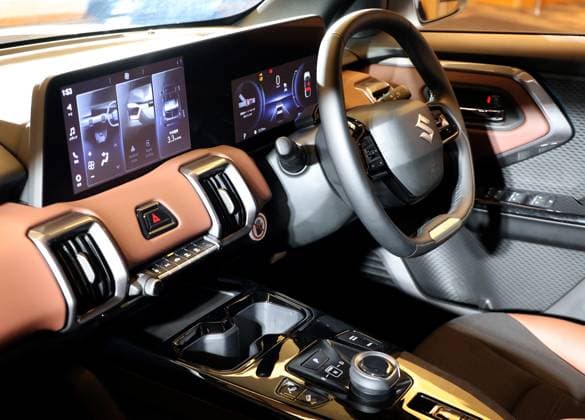 September 16, 2025, Tokyo, Japan - Japan s automaker Suzuki Motor displays the company s first battery electric vehicle (BEV) eVitara on the Japanese market in Tokyo on Tuesday, September 16, 2025. The 5-seater SUV eVitara, manufactured in India, enables to cruise 520km for 2WD model, while 472km for 4WD model with a charge. (photo by Yoshio Tsunoda AFLO)  aflo_303624879