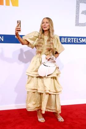 Bertelsmann, Party in der Bertelsmann Repräsentanz, Berlin, 11.09.2025 Jenny Elvers bei der Ankunft zur Bertelsmann Sommer Party 2025 in der Bertelsmann Repräsentanz in Berlin am 11.9.2025. Berlin Bertelsmann Repräsentanz Copyright: xAnitaxBuggex