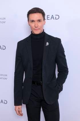 September 18, 2025, Los Angeles, California, USA: Jake Arman at the Elizabeth Taylor Night of Compassion event on Thursday September 18, 2025 at The Beverly Hills Hotel in Beverly Hills, California. JAVIER ROJAS PI Los Angeles USA - ZUMAp124 20250918_zaa_p124_048 Copyright: xJavierxRojasx