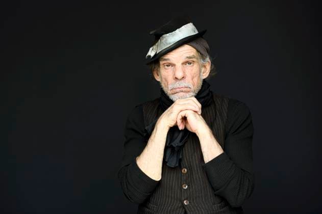 Bilder des Jahres 2025, Entertainment 09 September Denis Lavant bei einem exklusiven Photoshooting auf dem 73. Internationalen Filmfestival San Sebastian Festival Internacional de Cine de San Sebastian im Hotel Maria Cristina. San Sebastian, 21.09.2025