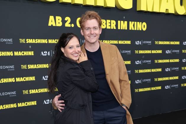 Nadja Jo Klapper und Johannes Heinrichs bei der THE SMASHING MACHINE Film Premiere im Zoo Palast in Berlin am 22.09.2025 in Berlin The Smashing Machine Filmpremiere in Berlin