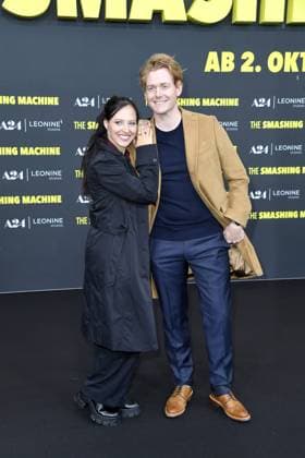 Nadja Jo Klapper und Johannes Heinrichs bei der Deutschlandpremiere von THE SMASHING MACHINE in Berlin am 22.09.2025