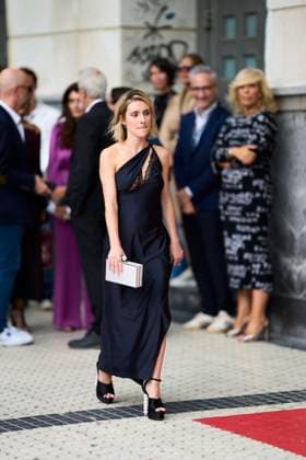 September 23, 2025, Madrid, Madrid, Spain: Claudia Mora attended Similar a Murder Parecido a un asesinato Red Carpet during 73rd San Sebastian International Film Festival at Principe Cinema on September 23, 2025 in Donostia San Sebastian, Spain Madrid Spain - ZUMAg15_ 20250923_zaf_g15_282 Copyright: xJackxAbuinx