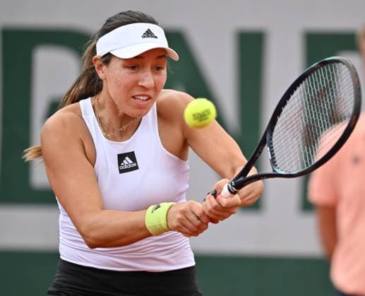 French Open Roland Garros 2022, day 9 PARIS, FRANCE - MAY 30: Jessica Pegula of the USA in action against Irina-Camelia Begu (not seen) of Romania in the women’s fourth round match during French Open tennis tournament at Roland ?Garros Stadium in Paris, France on May 30, 2022. Ile-de-France France. Editorial use only. Please get in touch for any other usage.  Copyright: x2025xAnadoluxMustafaxYalcÄ±nx