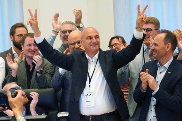 Bilder des Jahres 2025, News September 09 News Bilder des Tages Dortmund, 28.9.2025: Alexander Omar Kalouti (CDU) hat die Stichwahl um das Amt des Dortmunder Oberbürgermeisters gegen den bisherigen OB Thomas Westphal (SPD) gewonnen.