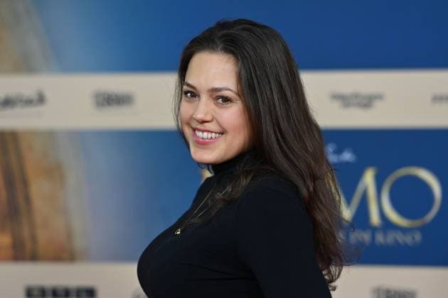 Katharina SCHEUBA (Schauspielerin), Einzelbild,angeschnittenes Einzelmotiv,Portraet,Portrait,Porträt. Filmpremiere MOMO am 128.09.2025 im Mathaeser Kino in Muenchen.