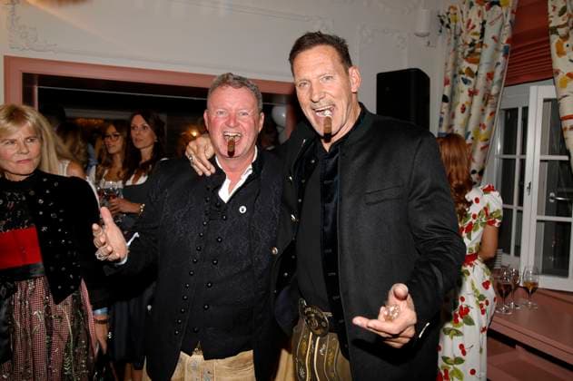 Ralf Moeller mit Gast beim 1. Fine Time Business Club Oktoberfest im Käfer-Stammhaus. München, 02.10.2025
