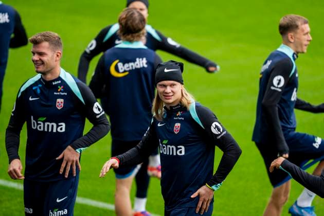 Training with the Norwegian men s national football team Oslo 20251010. Erling Braut Haaland during a training session with the Norwegian men s national football team at Ullevaal Stadium before the World Cup qualifier against Israel. Photo: Fredrik Varfjell NTB Oslo Norway dDOqb-VfX_4 EDITORIAL USE ONLY Ref:_SPOdDOqb-VfX_4.jpg Copyright: xFredrikxVarfjellx xNTBx