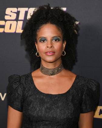 November 2, 2025, Beverly Hills, California, USA: American actor, singer-songwriter ukulele player, and snowboarder GABRIELLE MAIDEN attends Stone Cold Fox Los Angeles Red Carpet Premiere. Beverly Hills USA - ZUMAb173 20251102_aap_b173_059 Copyright: xBillyxBennightx