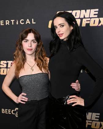 November 2, 2025, Beverly Hills, California, USA: American actress KIERNAN SHIPKA and American actress, producer, writer, director and musician KRYSTEN RITTER attend Stone Cold Fox Los Angeles Red Carpet Premiere. Beverly Hills USA - ZUMAb173 20251102_aap_b173_158 Copyright: xBillyxBennightx