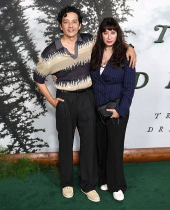 Premiere Of Netflix s Train Dreams Gabriel Luna and wife Smaranda Luna arrive at the Premiere Of Netflix s Train Dreams held at The Egyptian Theatre Hollywood in Hollywood, Los Angeles, California, United States. The Egyptian Theatre Hollywood, Hollywood, Los Angeles, California, USA California United States  Copyright: xImagexPressxAgencyx originalFilename: collin-premiere251104_npyoX.jpg