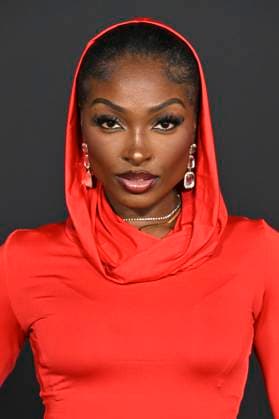 Loren Lott bei der Premiere des Kinofilms Predator: Badlands im TCL Chinese Theater. Los Angeles, 03.11.2025