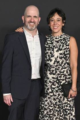David Trachtenberg mit Ehefrau Maita Trachtenberg bei der Premiere des Kinofilms Predator: Badlands im TCL Chinese Theater. Los Angeles, 03.11.2025