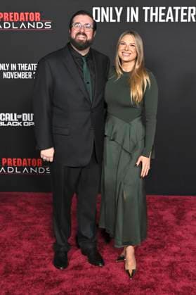 Ben Rosenblatt mit Ehefrau Greta Rosenblatt bei der Premiere des Kinofilms Predator: Badlands im TCL Chinese Theater. Los Angeles, 03.11.2025