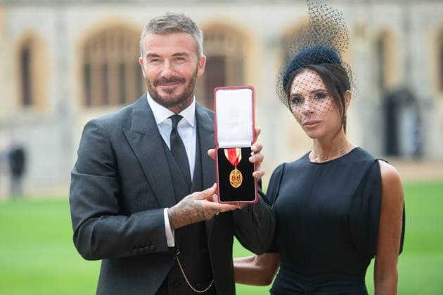 Investiture - Tuesday 4 November - Windsor Castle, London, UK Sir David Beckham and Lady Victoria Beckham poses for, Credit:Justin Ng Avalon UK, England, London, Windsor Castle  Copyright: xJustinxNgx xAvalonx 1050263642