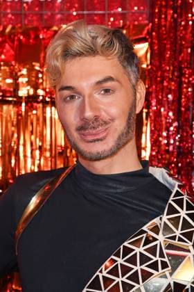 Sam Dylan bei der Premiere der neuen ProSieben-Show Die Abrechnung - Der Promi-Showdown im Festsaal Kreuzberg in Berlin am 04.11.2025
