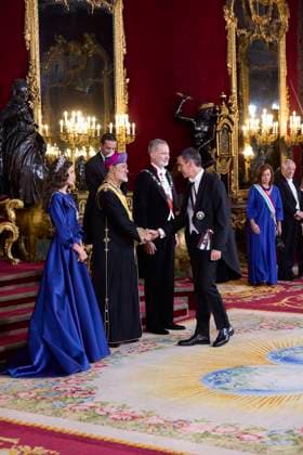 November 4, 2025, Madrid, Madrid, Spain: KING FELIPE VI of Spain and QUEEN LETIZIA of Spain welcomed His Majesty HAITHAM BIN TARIQ, Sultan of Oman, to a gala dinner Madrid Spain - ZUMAc260 20251104_zep_c260_066 Copyright: xMikexChicorrox