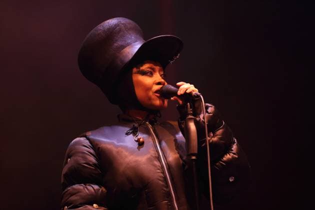 Erykah Badu bei einem Konzert in der Uber Eats Music Hall in Berlin, 4. November 2025. Erykah Badu Konzert Berlin