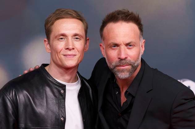 Matthias Schweighöfer und Erik Schmitt bei der Premiere des Kinofims Das Leben der Wünsche im Mathäser Filmpalast. München, 04.11.2025