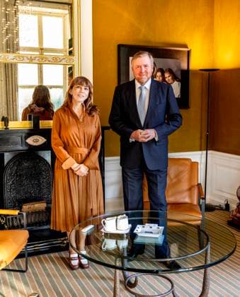 05-11-2025 HtB King Willem Alexander during a meeting with the new President of the Senate (voorzitter van de Eerste Kamer), Mrs. Mei Li Vos (PvdA GroenLinks), in his office at Huis ten Bosch palace in The Hague. Â  Copyright: xPPEx