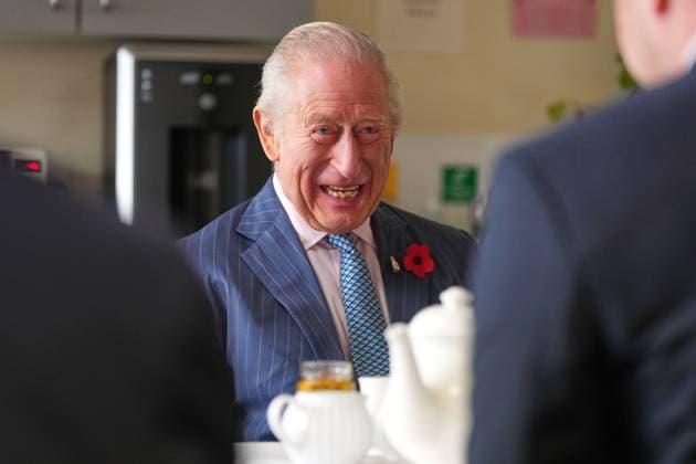 King Charles visits Chatfield Health Care in London, 05 November 2025 London, UK, 05 November 2025: Britain s King Charles III visits Chatfield Health Care to find out more about the services and bespoke support they provide to veterans in Battersea, London., Credit:Kirsty Wigglesworth Avalon London, United Kingdom  Copyright: xKirstyxWigglesworthx xAvalonx 1050485234