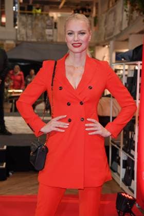 Franziska Knuppe bei der Präsentation der Marcel Remus Bettenwarenkollektion Bedtime Stories im Premium-Möbel- und Einrichtungshaus XXXLutz in Nürnberg am 05.11.2025