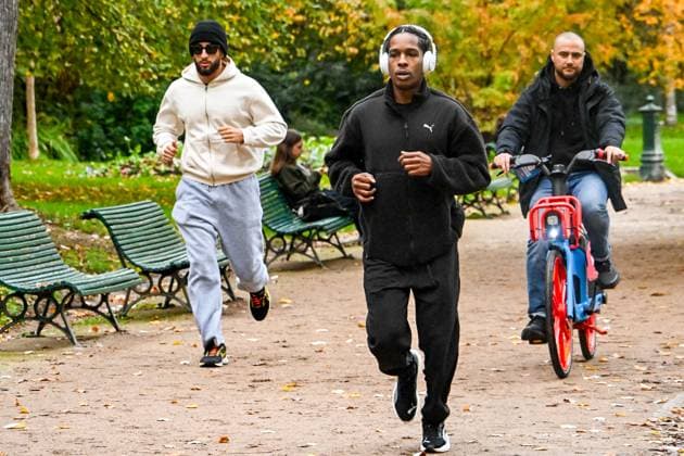 Entertainment Bilder des Tages American rapper, songwriter, producer, director and actor A AP Rocky ASAP goes for a jog on an autumn morning in Paris, France, on November 6, 2025 Yehiel Chekroune Bestimage American rapper, songwriter, producer, director and actor A AP Rocky ASAP goes for a jog on an autumn morning in Paris, France, on November 6, 2025 Paris France Copyright: xYehielxChekrounex xBestimagexYehielxChekrounex xBestimagex