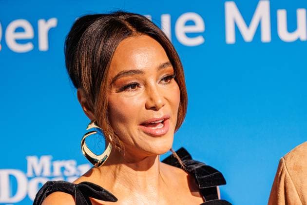 06.11.2025. Düsseldorf. Der Musical-Hit Mrs. Doubtfire feiert Deutschland- Premiere in seiner neuen, deutschen Inszenierung des englischen Blockbusters. Ende 2021 am New Yorker Broadway uraufgeführt, verzauberte die Adaption der weltweit erfolgreichen Hollywood-Komödie mit Robin Williams schon von Mai 2023 bis Ende April 2025 das Londoner West End. Im Düsseldorfer Capitol Theater wird Mrs. Doubtfire bis mindestens 12. April 2026 für viele herzerwärmende Momente sorgen. Hier: Verona Pooth Düsseldorf Capitol Theater Nordrhein-Westfalen Deutschland