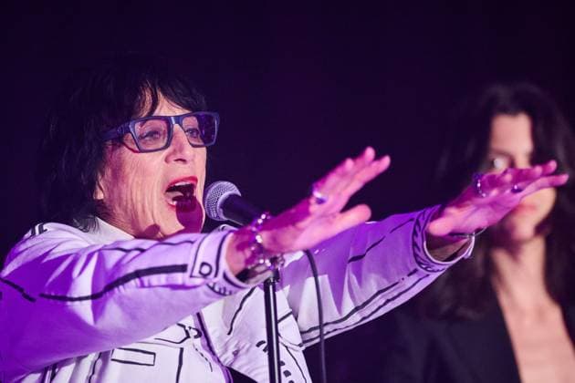 November 6, 2025, Toronto, On, Canada: Musician Carole Pope performs at the 2025 PTP Pink Awards in Toronto, on Thursday, Nov. 6, 2025. Toronto Canada  - ZUMAc35_ 20251106_zaf_c35_226 Copyright: xSammyxKoganx