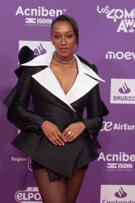 Photocall of Los40 Music Awards Santander 2025 in Valencia Athlete Ana Peleteiro during the photocall prior to the Los40 Music Awards Santander 2025, at the Roig Arena, on November 7, 2025, in Valencia, Comunidad Valenciana Spain This edition marks the 20th anniversary of the awards, considered one of the most important music events in Spain and internationally 07 NOVEMBER 2025 MUSIC FAMOUS SINGERS LOS 40 POSED PHOTOCALL Valencia Comunidad Valenciana Valencia Comunidad Valenciana Spain  Copyright: xJorgexGilx 7085024