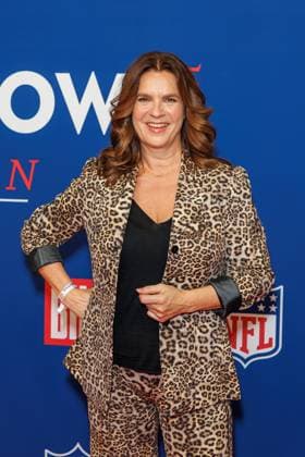 Empfang - BILD NFL TOUCHDOWN BERLIN - Katarina Witt beim BILD TOUCHDOWN BERLIN National Football League - Empfang, anlässlich des ersten regulären Saisonspiels der NFL Teams Indianapolis Colts vs. Atlanta Falcons am 07.11.2025 im Axel-Springer-Hochhaus in Berlin. Copyright: xEventpressxKochanx
