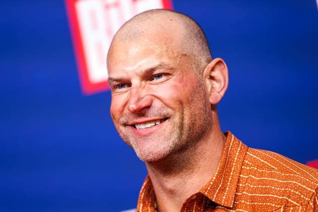 Empfang - BILD NFL TOUCHDOWN BERLIN - Joe Thomas beim BILD TOUCHDOWN BERLIN National Football League - Empfang, anlässlich des ersten regulären Saisonspiels der NFL Teams Indianapolis Colts vs. Atlanta Falcons am 07.11.2025 im Axel-Springer-Hochhaus in Berlin. Copyright: xEventpressxKochanx