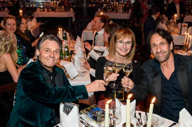abb Palazzo- Wolfgang Bahro, Barbara Bahro und Falk-Willy Wild zu Gast bei der Gala Premiere von Kolja Kleeberg und Hans-Peter Wodarz 17. Dinner Show Unikate im PALAZZO-Spiegelpalast am 07.11.2025 in Berlin Berlin Deutschland