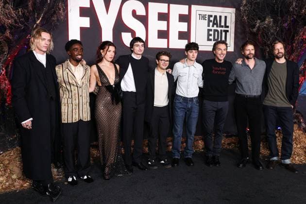 Netflix FYSEE: The Fall Edit - Stranger Things Season 5 FYC Event English actor and singer Jamie Campbell Bower, American actor, singer, and dancer Caleb McLaughlin, British actress and producer Millie Bobby Brown, Canadian actor, musician, director, and recording artist Finn Wolfhard, American actor and singer Gaten Matarazzo, Canadian-American actor and entrepreneur Noah Schnapp, Canadian-American director, producer, actor, and founder of 21 Laps Entertainment Shawn Levy, American producer Ross Duffer and American writer, director, and producer Matt Duffer arrive at the Netflix FYSEE: The Fall Edit - Stranger Things Season 5 FYC (For Your Consideration) Event held at the Netflix Tudum Theater in Hollywood, Los Angeles, California, Uni Copyright: xImagexPressxAgencyx originalFilename: collin-netflixf251109_npKNw.jpg