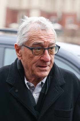 Robert De Niro In Krakow American actor Robert De Niro during his visit at Main Square in Krakow, Poland on November 9, 2025. Krakow Poland  Copyright: xJakubxPorzyckix originalFilename: porzycki-robertde251109_np4rm.jpg