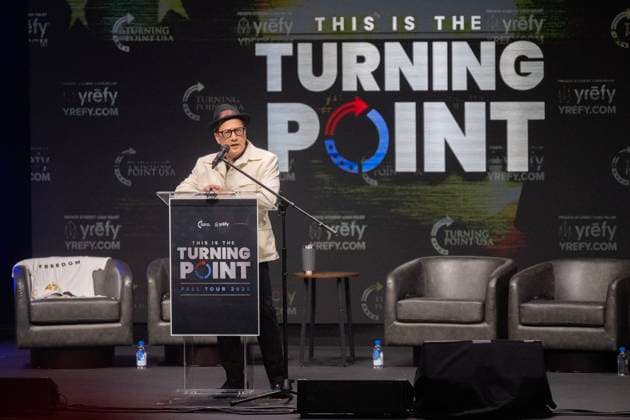 November 10, 2025, Berkeley, Ca, USA: Comedian and actor Rob Schneider speaks during the Turning Point USA tour at the UC Berkeley on Monday, Nov. 10, 2025, in Berkeley. The group was founded by late conservative activist Charlie Kirk. Berkeley USA - ZUMAj89_ 20251110_zaf_j89_020 Copyright: xPaulxKitagakixJr.x