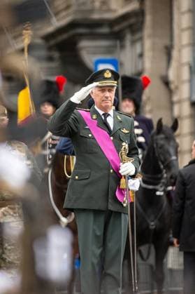 King Philippe - Filip of Belgium renders a salute during a World War I commemoration at the Tomb of the Unknown Soldier monument in Brussels, Tuesday 11 November 2025. On 11 November 1918 the Armistice was signed, marking the end of World War I.  JAMESxARTHURxGEKIERE 140854961