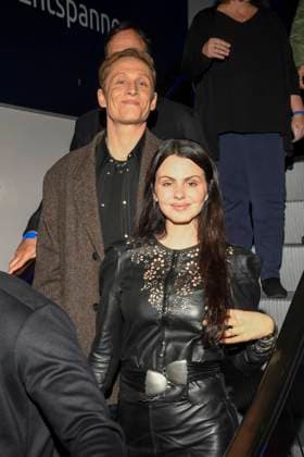 abb- Matthias Schweighöfer Schweighoefer und Ruby O. Fee zu Gast auf dem roten Teppich bei der Berlin Premiere des Kinofilms DAS LEBEN DER WÜNSCHE WUENSCHE im UCI East Side Gallery Berlin, am 11.11.2025 in Berlin Berlin Deutschland