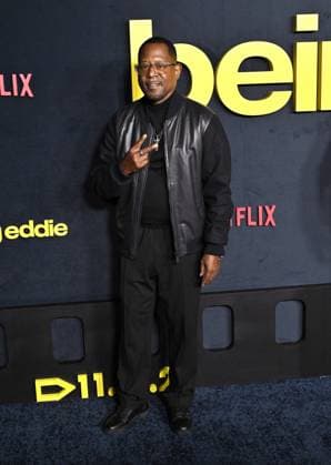 Netflix™s ˜Being Eddie™ Los Angeles Premiere Martin Lawrence arriving to Netflix™s Being Eddie Los Angeles premiere held at the Netflix Tudum Theater on November 12, 2025 in Hollywood, Ca. Hollywood Netflix Tudum Theater California USA Copyright: xStarbuck AFF-USA.COMx
