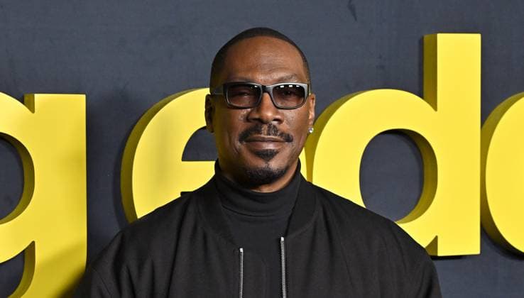 Netflix™s ˜Being Eddie™ Los Angeles Premiere Eddie Murphy arriving to Netflix™s Being Eddie Los Angeles premiere held at the Netflix Tudum Theater on November 12, 2025 in Hollywood, Ca. Hollywood Netflix Tudum Theater California USA Copyright: xStarbuck AFF-USA.COMx